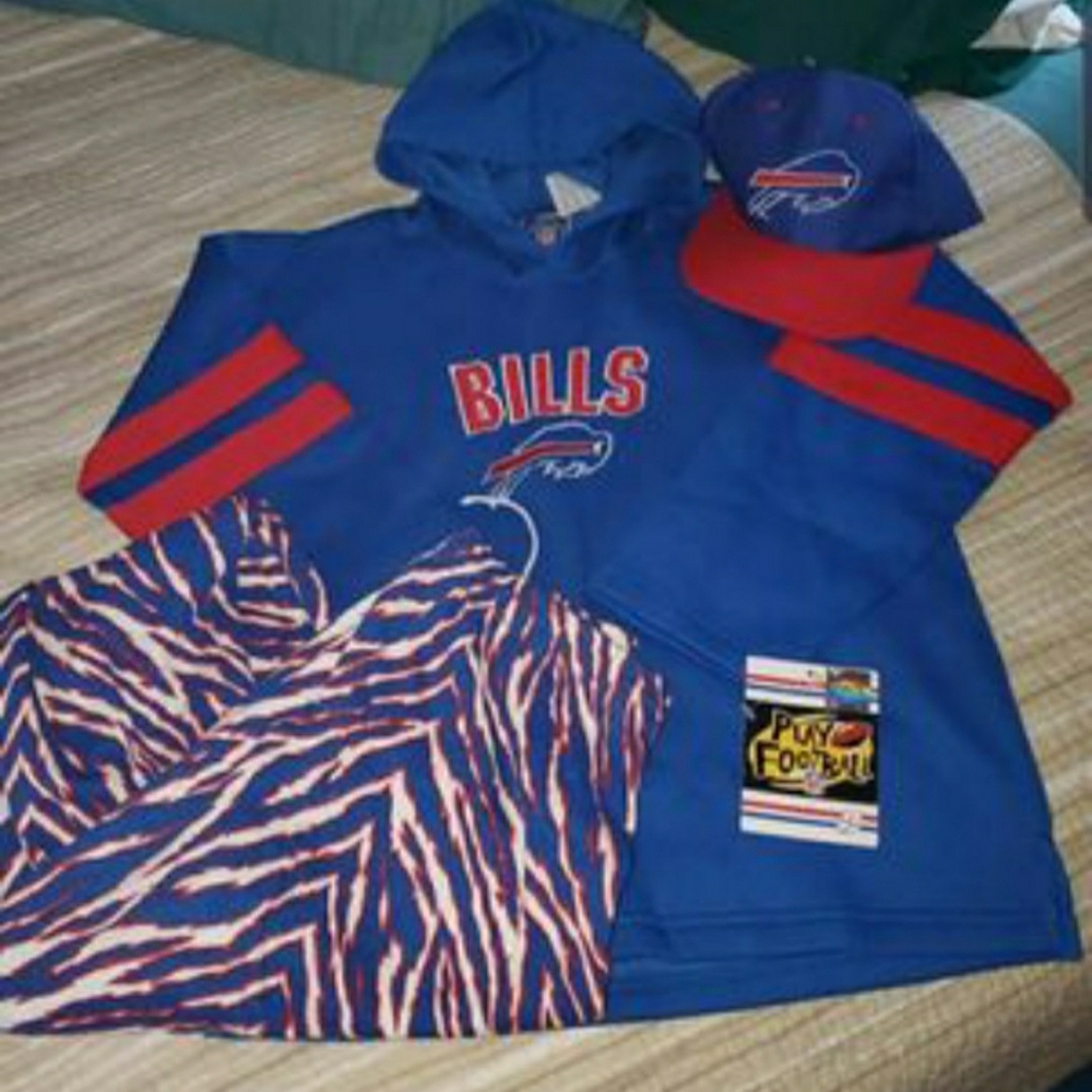 Buffalo Bills outfit and hat